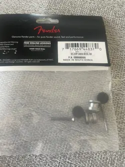 CHROME STRAP BUTTONS