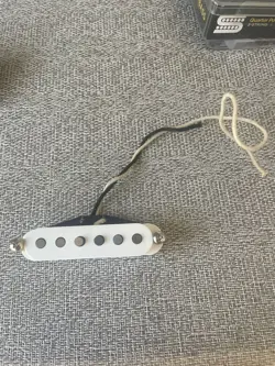 FENDER STRATOCASTER NECK SINGLE COIL GUITAR PICKUP WHITE - HRR STRAT