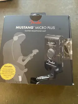 FENDER MUSTANG MICRO PLUS GUITAR HEADPHONE AMP NEW  FREE SHIPPING