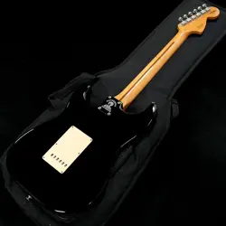 STRATOCASTER BLACK 2016