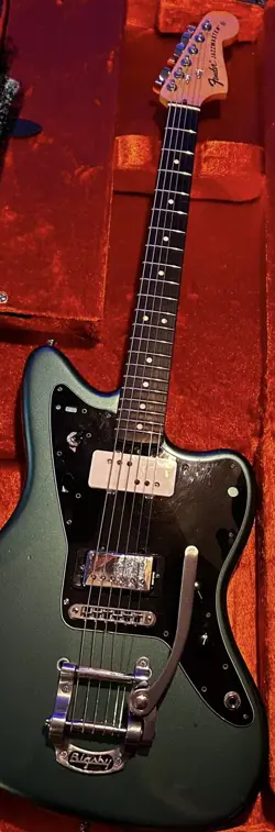 JAZZMASTER W/ BIGSBY