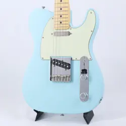 FENDER JUNIOR COLLECTION TELECASTER (SATIN DAPHNE BLUE)
