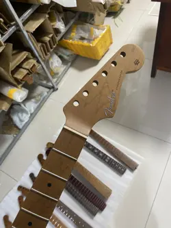 ROASTED MAPLE ST FENDER STRAT REPLACEMENT 21FRETS  ELECTRIC GUITAR NECK MATTE