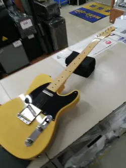 FENDER HERITAGE 50S TELECASTER