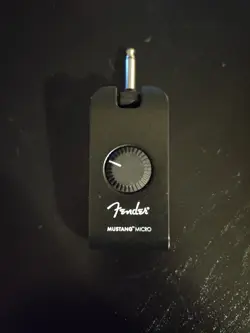 USED FENDER MUSTANG MICRO HEADPHONE GUITAR AMP