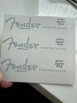 1PCS FENDER STRATOCASTER