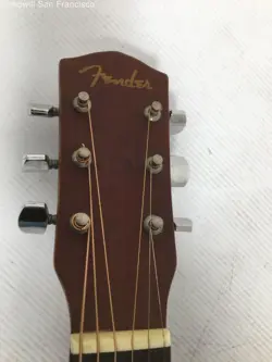 STRINGS ACOUSTIC DREADNOUGHT