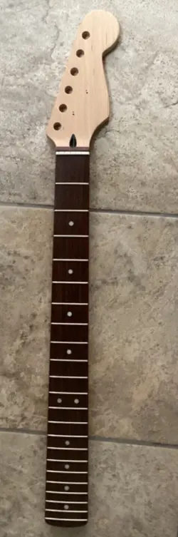 MIGHTY MITE FENDER LICENSED STRAT NECK, MAPLE & ROSEWOOD, LIGHTLY USED