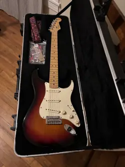 2012 FENDER AMERICAN STANDARD STRATOCASTER,  EXCELLENT CONDITION