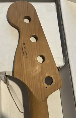 SHAPE MAPLE FINGERBOARD