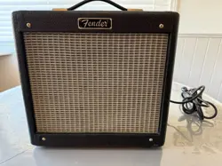 FENDER PRO JUNIOR 15 WATT GUITAR AMP JR.