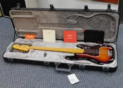 2024 FENDER AMERICAN PROFESSIONAL II PRECISION BASS W/ CASE! SUNBURST! NICE!