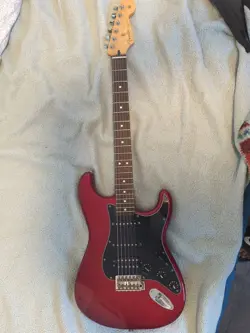 FENDER FSR SPECIAL EDITION STRATOCASTER HSS 2016 CANDY APPLE RED GUITAR