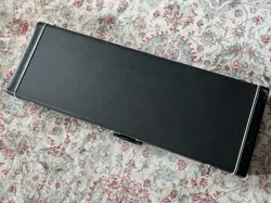 FENDER BLACK TOLEX HARD CASE JAGUAR JAZZMASTER ?