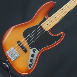 FENDER PLAYER PLUS JAZZ BASS (SIENNA )