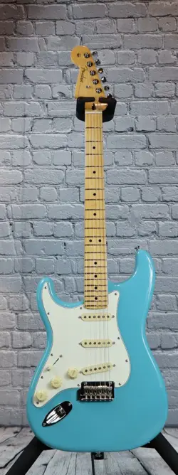 FENDER PLAYER II STRATOCASTER LEFT-HANDED ELECTRIC GUITAR - AQUATONE BLUE