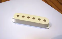 VINTAGE  80S FENDER STRATOCASTER PICKUP COVERS MIJ  JAPAN  (SOLD INDIVIDUALLY )