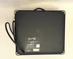 FENDER FRONTMAN GUITAR