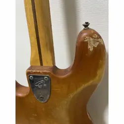 GUITAR FENDER 1975