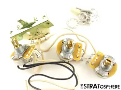 FENDER AMERICAN VINTAGE II AV 1961 STRATOCASTER STRAT POTS + 5 SWITCH USA