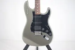 SQUIER BY FENDER CERTIFICATE STRATOCASTER