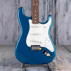 FENDER STANDARD STRATOCASTER, AQUA MARINE METALLIC