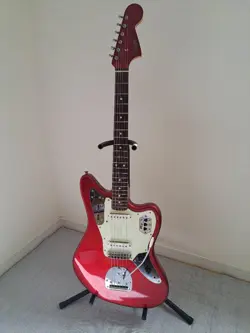 GUITAR RED BODY