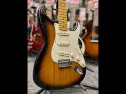 STRATOCASTER USED SASSAFRAS