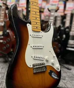 FENDER AMERICAN ORIGINAL '50S STRATOCASTER USED ALDER SUNBURST W/HARD CASE