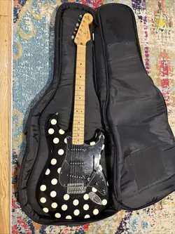 FENDER BUDDY GUY STANDARD STRATOCASTER 6 STRING ELECTRIC GUITAR