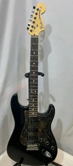 2010 FENDER AMERICAN SPECIAL STRATOCASTER HSS SEYMOUR DUNCAN - EXCELLENT...