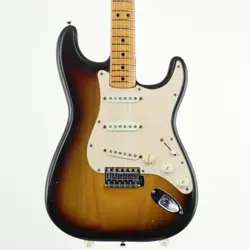 USED FENDER / 1976 MADE STRATOCASTER SUNBURST SHINSAIBASHI STORE FRIDAY