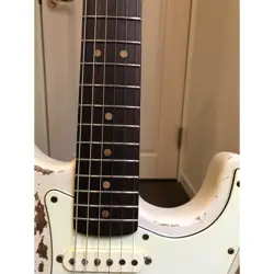 STRATOCASTER RELIC JOHN