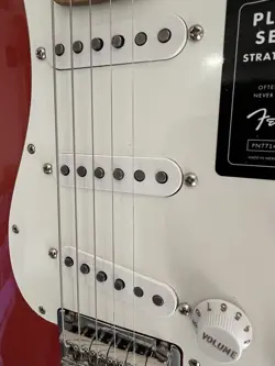 PICKUPS LOADED/PREWIRED PICKGUARD