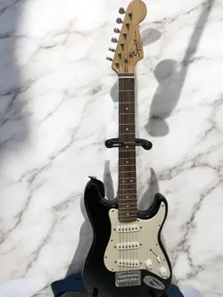 GUITAR CLEAN CONDITION