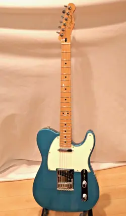 FENDER LIMITED EDITION PLAYER TELECASTER -LAKE PLACID BLUE -MADE IN MEXICO -MINT