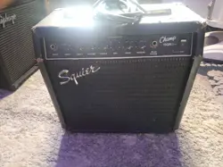 SQUIER BY FENDER 15GR CHAMP 15 WATT GUITAR AMP (TESTED - WORKS)