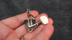 FENDER MUSTANG TUNERS