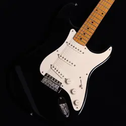 ELECTRIC GUITAR FENDER CLASSIC SERIES 50S STRATOCASTER ALDER BODY USED