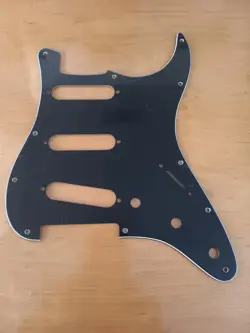 PICKGUARD FOR FENDER® STRATOCASTER® STRAT® GUITAR USA MIM STANDARD SSS 11-HOLE