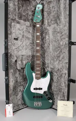 2019 FENDER ADAM