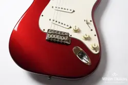 VINTAGE ‘62 STRATOCASTER