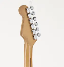 STRATOCASTER WHITE MOD