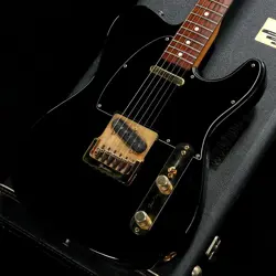 FENDER 1981 COLLECTORS EDITION BLACK AND GOLD TELECASTER (1981)