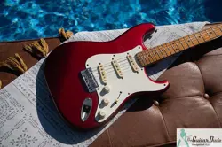 JV STRATOCASTER REISSUE