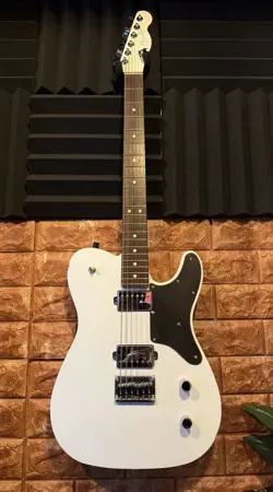 TELECASTER ELEMENTAL WHITE