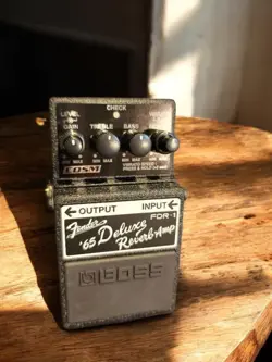 BOSS FDR-1 FENDER 65 DELUXE REVERB AMP EMULATOR PEDAL