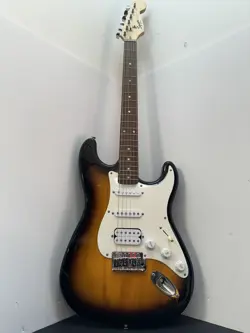 FENDER SQUIRE BULLET STRAT 2008-2018 - SUNBURST