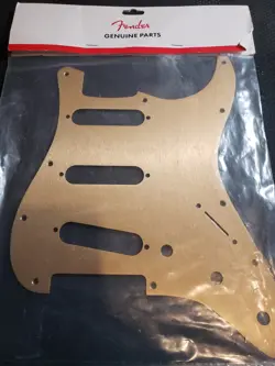 FENDER STRAT GOLD ANODIZED 11 HOLE