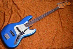 FENDER VINTERA II  60S JAZZ BASS   LAKE PLACID BLUE